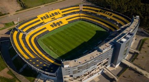 Pe Arol Llega A Los Partidos Oficiales En El Campe N Del Siglo