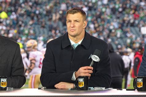 Rob Gronkowski is sick of Baby Gronk: 'It’s awkward. It’s too far' - Yahoo Sports