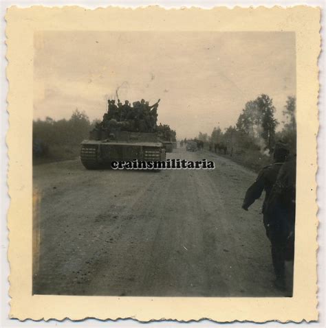 Orig Foto Vormarsch TIGER Panzer Tank In Russland Postimages