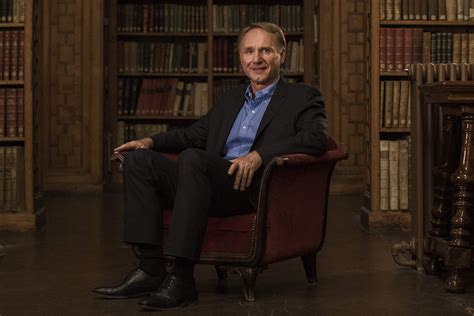 Dan Brown Autor - Dan Brown: conheça um pouco da trajetória do autor best-seller – Quarta ...