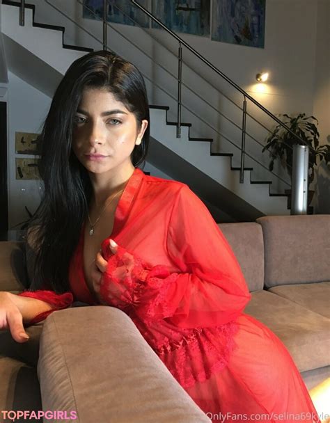 Selena Kyle Nude Onlyfans Leaked Photo Topfapgirls