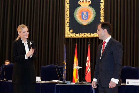 Cifuentes Renuncia Al M Ster Y Responsabiliza De Las Irregularidades