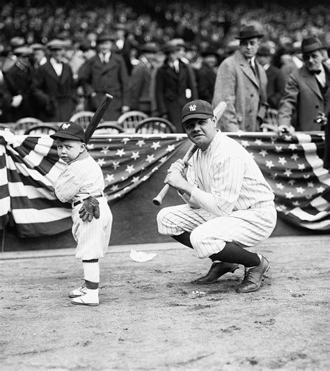 Online Crop HD Wallpaper Baseball Mlb New York Yankees Babe Ruth X Sports Baseball HD