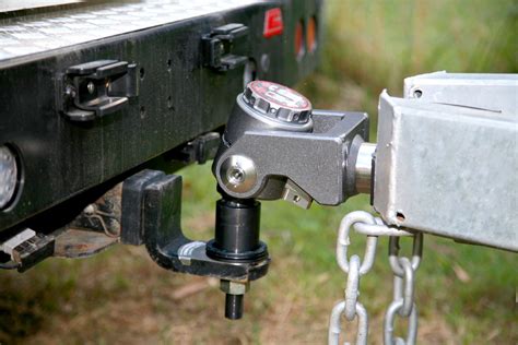 Do You Need An Off Road Hitch This Guide Explains All Unsealed 4x4