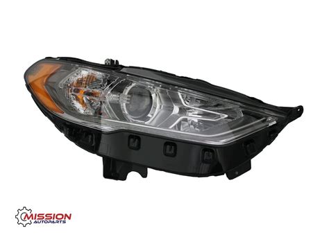 For 2017 2020 Ford Fusion Headlight Halogen W LED DRL Passenger Right Side