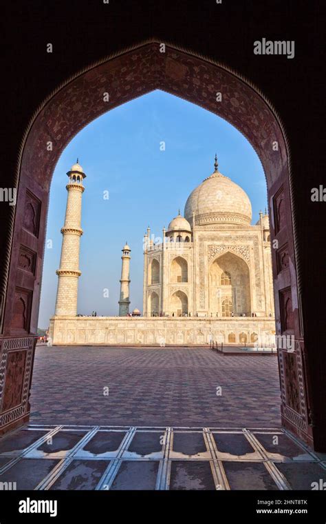 Taj Mahal In India Stock Photo Alamy