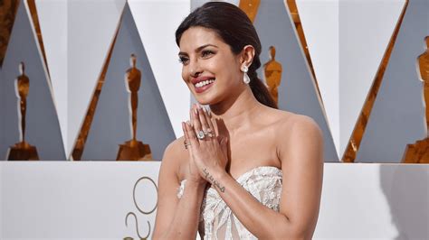 Priyanka Chopra In Oscar Awards Wallpaper,HD Indian Celebrities ...