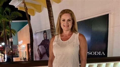 Erika Buenfil Posa En Bikini Negro Y No Vas A Creer Lo Espectacular Que Se Ve Foto El Heraldo