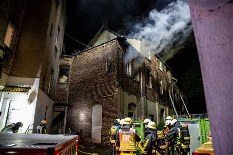 08 05 2022 Bochum Langendreer Tödlicher Wohnungsbrand 11 Menschen