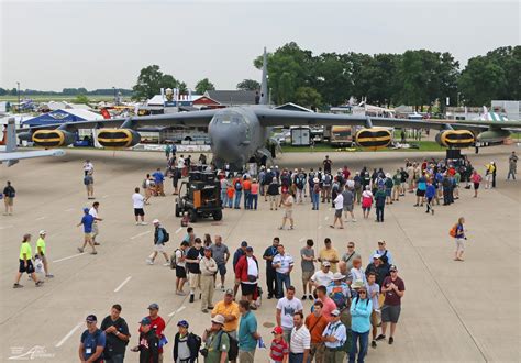 The Aero Experience Eaa Airventure Oshkosh Boeing Plaza Overview