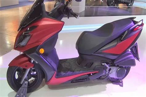 Byebye Honda BeAT 150 Yamaha Nmax 160 Dek Rata Resmi Meluncur