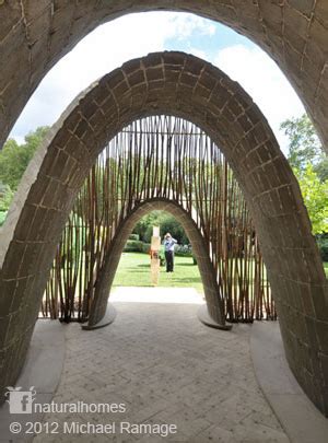 The Catenary Arch, used by Natural Builders