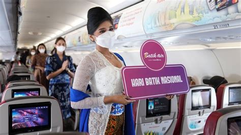 Keren Cabin Crew Batik Air Peringati Hari Batik Nasional Dengan