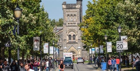 University of Toronto named to top 25 in World University Academic Rankings | Business & Tech