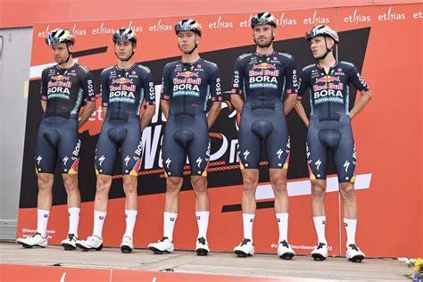 Red Bull Bora Hansgrohe D Voile Son Effectif Velo Club