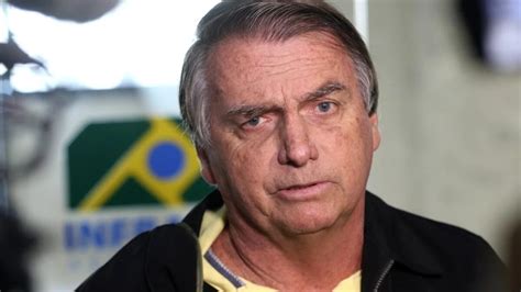 PF diz que errou em relatório e desvio de Bolsonaro em joias foi de R