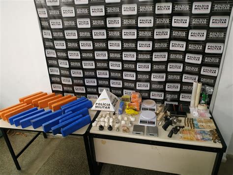 Polícia prende quadrilha suspeita de tráfico de drogas em Rio