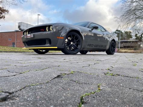 Dodge Challenger Srt Widebody Mit Der Einteiligen Schmidt Drago By