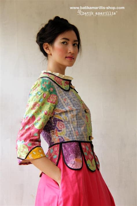 Sweet Pastel Batik Amarillis Piccola Jacket