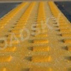 Thermoplastic Convex Road Marking Paint Consists Of Thermoplastic Resin