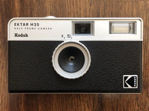 Kodak Ektar H35 Half Frame Camera Review Out Of The Box Fun PetaPixel