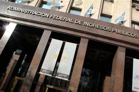 La Afip Controlará A Los Que Paguen Más De 2000 En Cuotas De Colegios Y Expensas