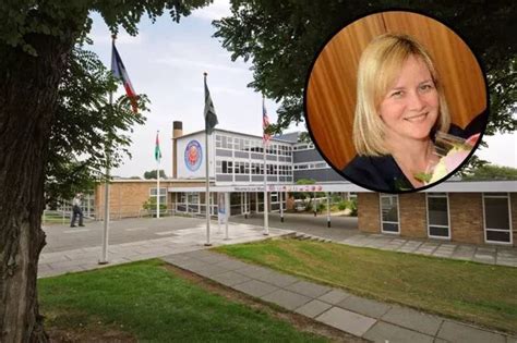 Head teacher of secondary school to step down at end of term - Devon Live