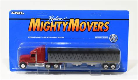 1/64 Mighty Movers International Cab Semi W/ Grain Trailer - Dalton's ...