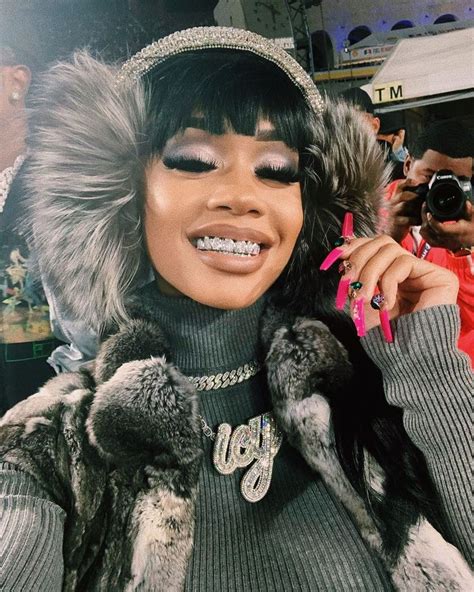 212 4k Likes 915 Comments Saweetie On Instagram “icy Nights In La