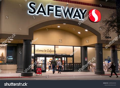 491 Safeway Grocery Store Images, Stock Photos & Vectors | Shutterstock