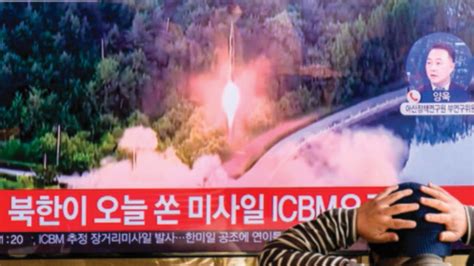 La Corea Del Nord Lancia Un Missile Balistico Intercontinentale L