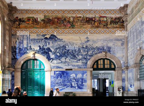 Interior Of S O Bento Railway Station Porto Portugal Stock Photo Alamy