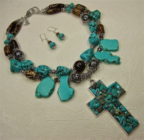 Turquoise Cowgirl Chunky Statement Bold Western Style Necklace