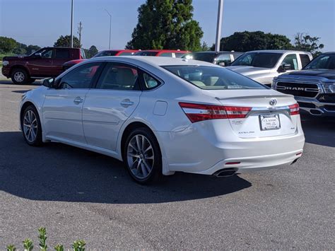 Pre Owned Toyota Avalon Xle Touring With Navigation