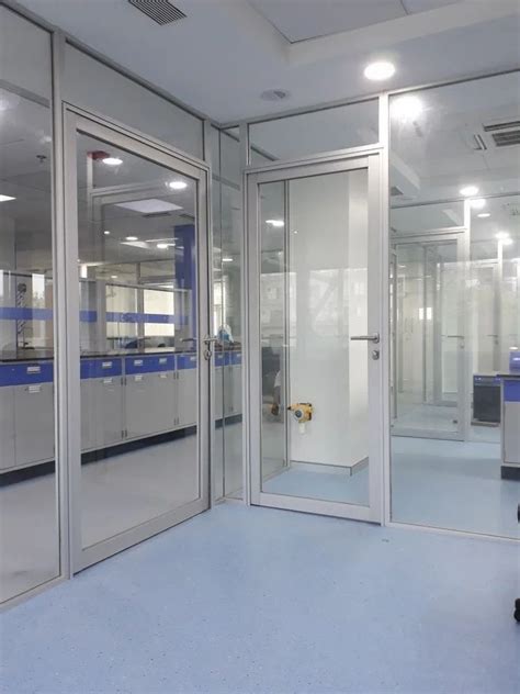 10mm Toughened Frameless Glass Partitions For Office Size 8X4 At Rs