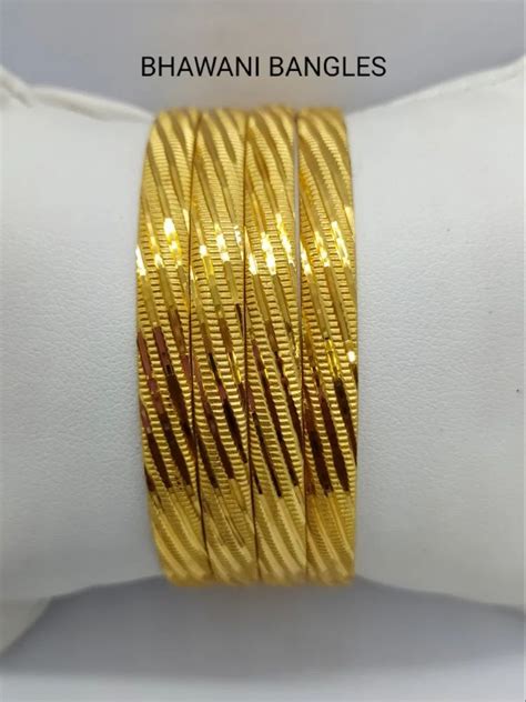 Golden Casual 4 Piece Brass Bangle Set Size Mix 6 At Rs 61 Pair In