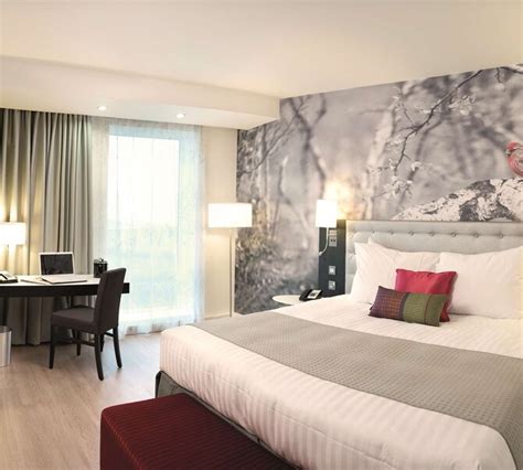 Hotel Rooms & Suites - Radisson Blu, East Midlands Airport