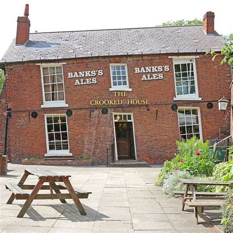 The Crooked House of Himley | Amusing Planet