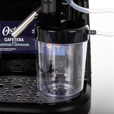 Oster Cafetera Para Cappuccinos 15 Bares Con Espumador