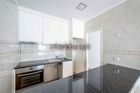 Apartamento T Venda Na Rua Antero De Quental General Torres Santa