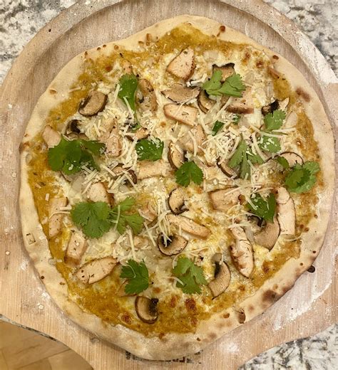 Chicken Curry Pizza Rgreenmountaingrills