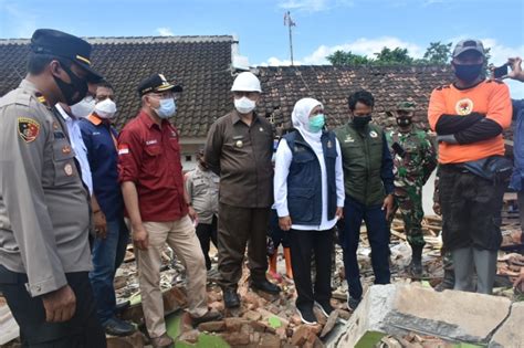 Khofifah Minta Warga Malang Lumajang Dan Blitar Waspadai Gempa Susulan