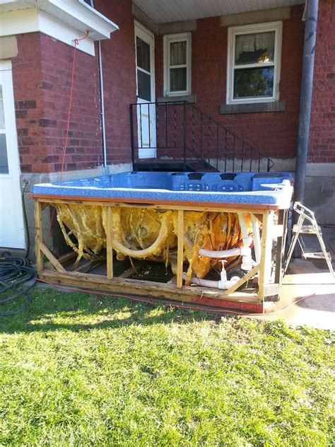 Vita Spa: Electrical and sanitizing the Hot Tub