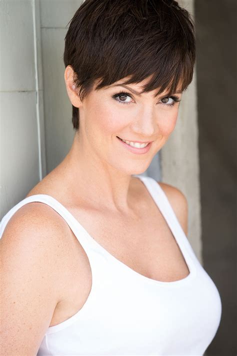 Zoe Mclellan Interview “ncis New Orleans” Star Loving Life In The Big Easy Smashing