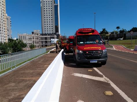 Policiais salvam homem de pular do pontilhão em Campo Grande O Estado