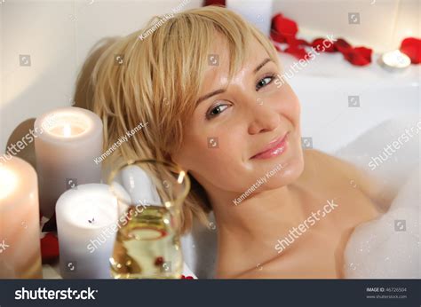 Nude Woman Foamy Bath Petals Roses Stock Photo 46726504 Shutterstock