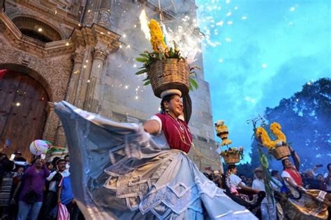 Calendas las increíbles fiestas de Oaxaca que son toda una tradición