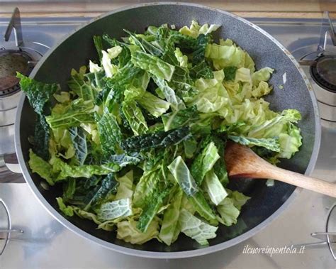 Verza In Padella Light E Saporita Ricetta Veloce