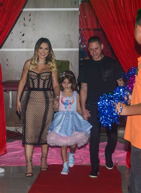 Deolane Bezerra faz festa luxuosa para celebrar o aniversário da filha