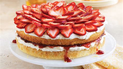 Gluten-Free Strawberry-Topped Cake - Sobeys Inc.